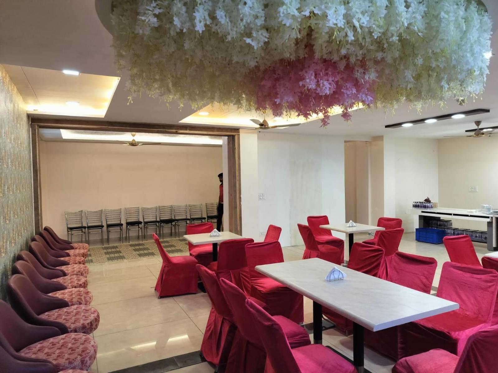 Hotel Luxuria Ludhiana Exterior foto